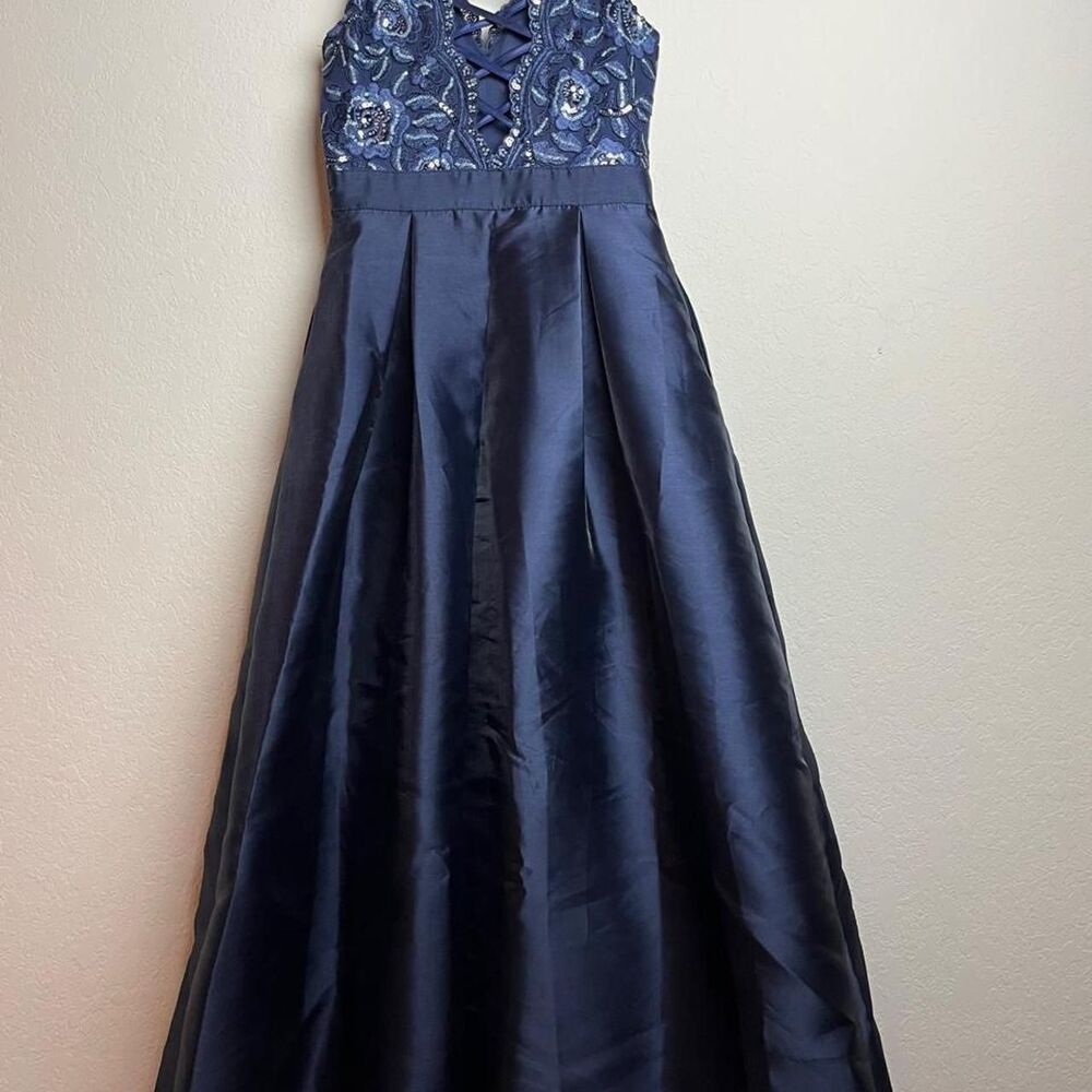Trixxi Navy Blue Embroidered Floral Sequin Satin Formal Gown Junior's 3
